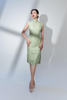 荷言HEYEN 凤箫声动 凤穿花卉暗纹真丝棉面料+珍珠边+葫芦扣手工旗袍