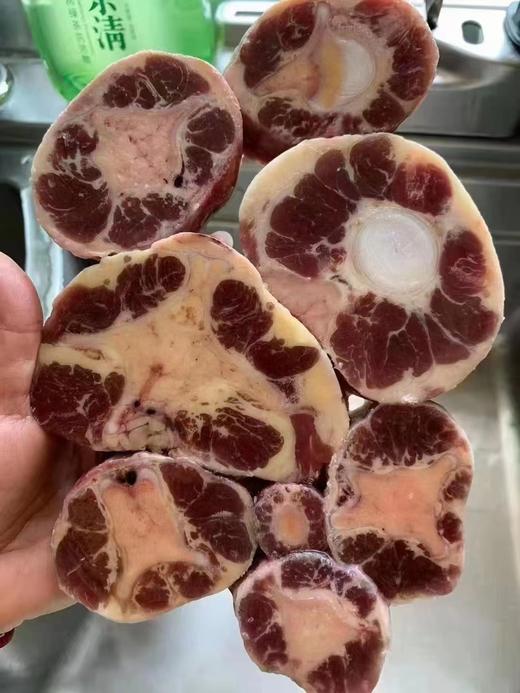 周五取货：【牛尾骨】一袋400克，新货牛尾去肥边，优质的牛尾 ，奶香味浓，已经火啦！ 商品图0