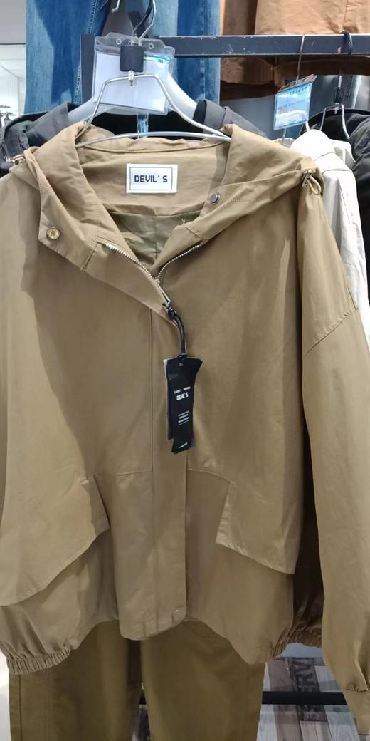 简约休组休闲外套 商品图1