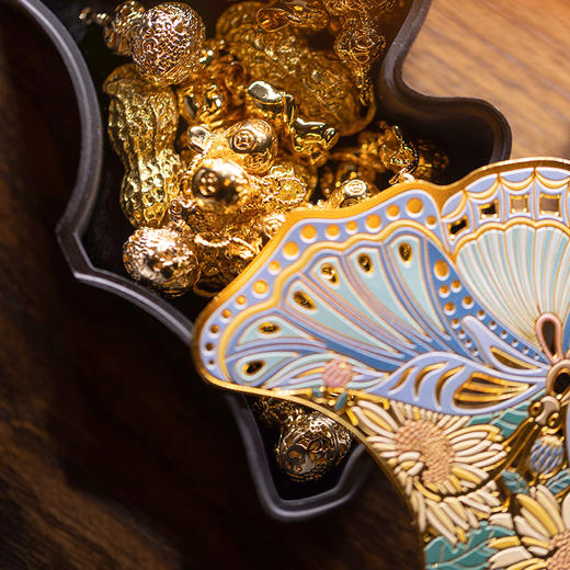 预售 | 朱炳仁·铜 "三生有幸" 系列香盒 蝴蝶造型 内含木樨盘香 商品图12