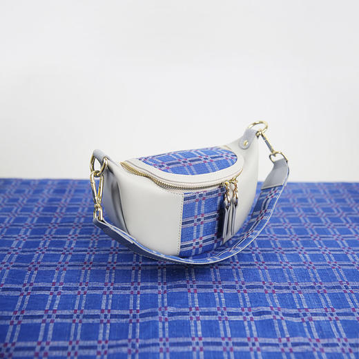 饮水鸟非遗江南手织布真皮百搭包 饺子包 芦扉花/水波纹 商品图4