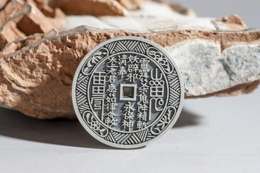 矩德泉坊 纯银手作 山鬼背八卦刻花（3.0厘米版）587 商品图3