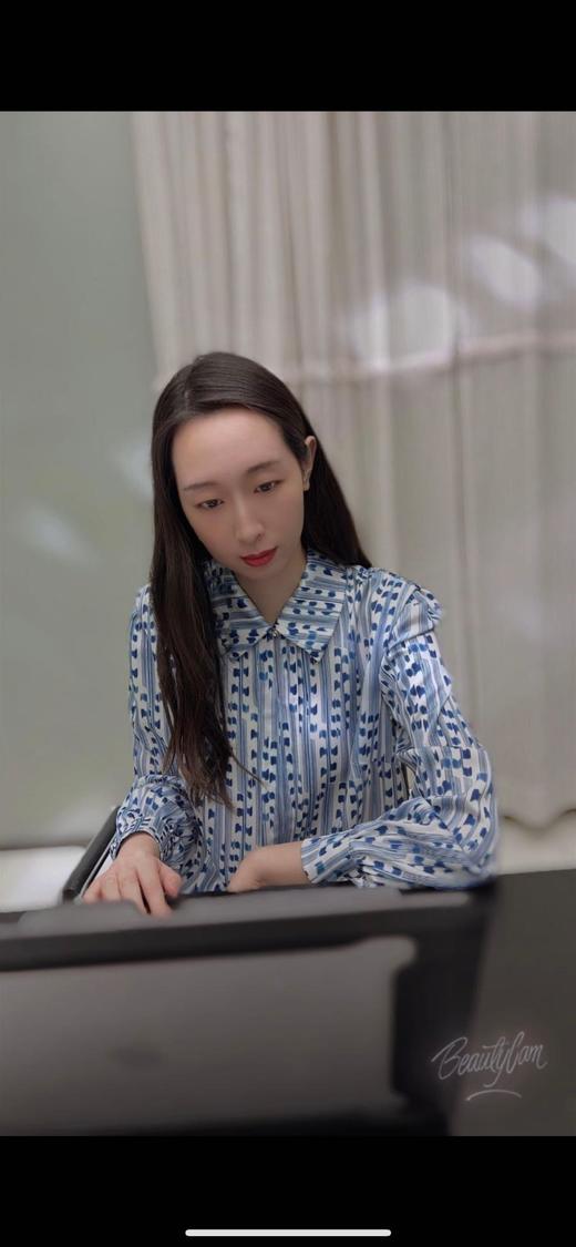 2楼法蒂微FULWIN时尚上衣 商品图1