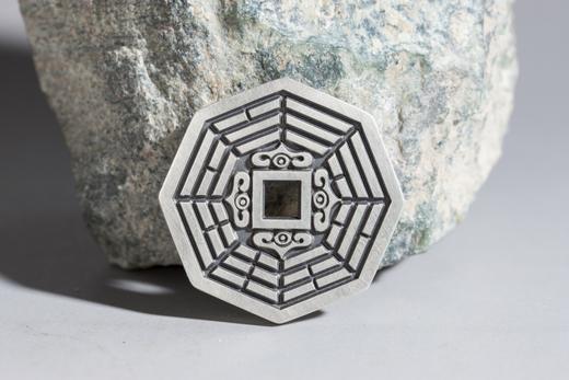 矩德泉坊 纯银手作 八卦纹暗八仙花型（3厘米版）583 商品图3