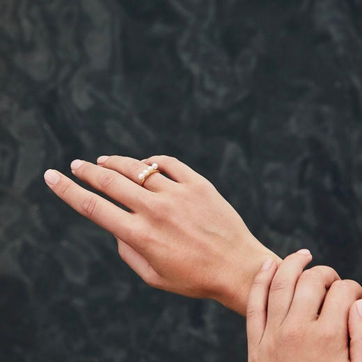 订购10周到｜CHARLOTTE LEBECK-Jamie-珍珠 戒指（金色）［丹麦设计师］ 商品图3