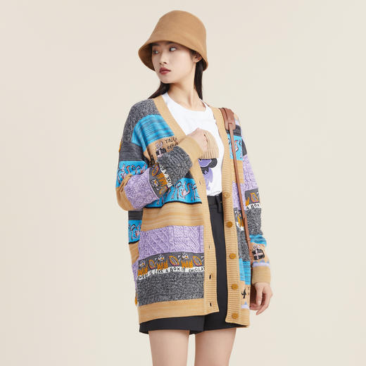 谜底2022秋新款复古宽松V领开衫趣味图案针织衫中长款女223MZ1370 商品图3