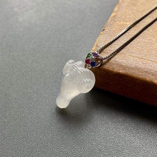 冰种翡翠羊羊得意18k白金钻石彩宝镶嵌 商品图0