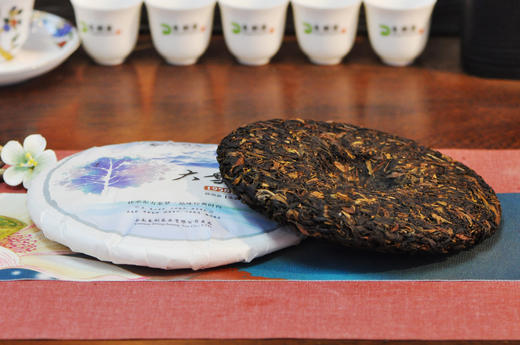 【精选普洱茶饼】东创茶  1958野生大雪山古树茶 商品图4