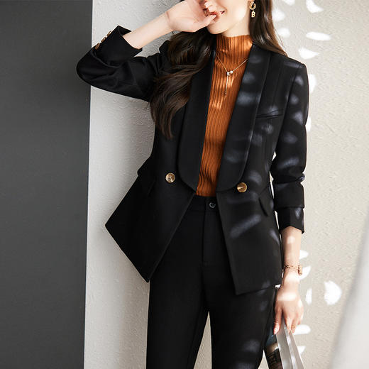 秋冬季新款修身时尚潮，卡其色职业装西装外套女裤子两件套装 XZ8638 商品图1