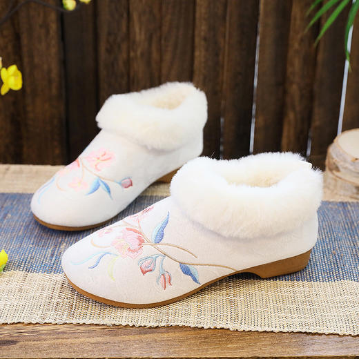 棉鞋秋季新款加绒毛口边，女士布鞋复古民族风低跟绣花鞋 XQX不觉晓 商品图2