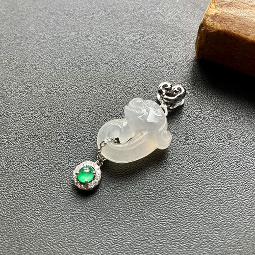 冰种厚庄翡翠龙如意18k白金钻石镶嵌 商品图0