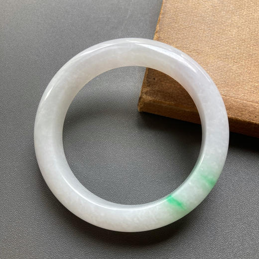 细糯种阳绿翡翠手镯54 商品图1