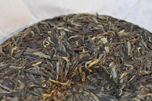 【精选普洱饼茶】东创茶  1956忙肺山古树生茶  普洱茶  七子饼 商品图2
