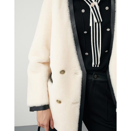 EITIE爱特爱冬季新款气质修身羊毛羊皮革外套大衣7293911 商品图3