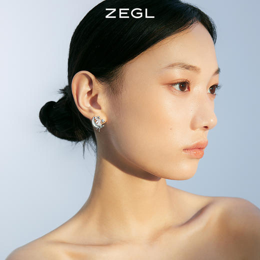 ZEGL设计师秋夜甜梦系列云朵仙子耳环女小众星月耳钉925银针耳饰 商品图2