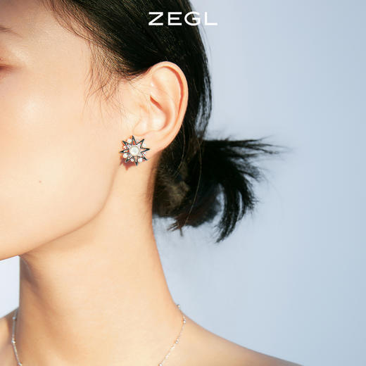 ZEGL设计师秋夜甜梦系列星月耳钉女2022年新款潮贝壳耳环银针耳饰 商品图2