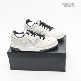 香奈儿电绣女士板鞋小白鞋