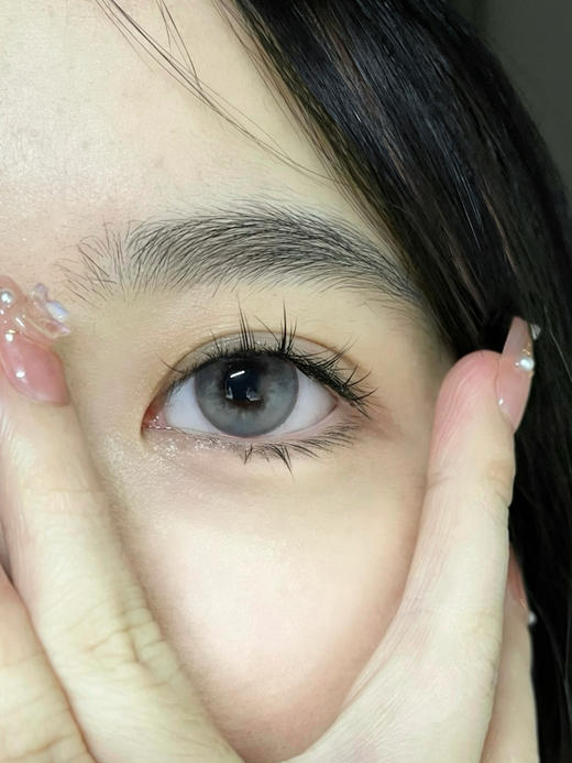 【年抛】 伦敦雾 Loveiikira | 大直径14.5，着色13.9 | 【同品牌多副更划算选款完整色板内】灰色美瞳  无锁边大直径美瞳 商品图1