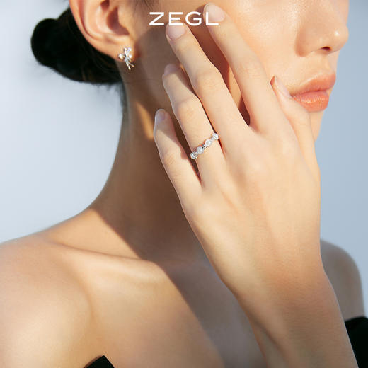 ZEGL设计师秋夜甜梦系列星月云朵仙子耳钉女贝壳耳环925银针耳饰 商品图2