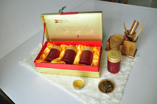 【滇红 送礼佳品】东创茶  金丝芽  大气礼盒 商品图3