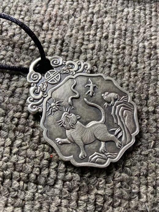 矩德泉坊 纯银手作 钟馗挂花高浮雕（6.2厘米版）360 商品图12