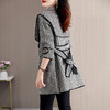 HR WXB9109韩版宽松减龄格子拼接时尚外套 商品缩略图3