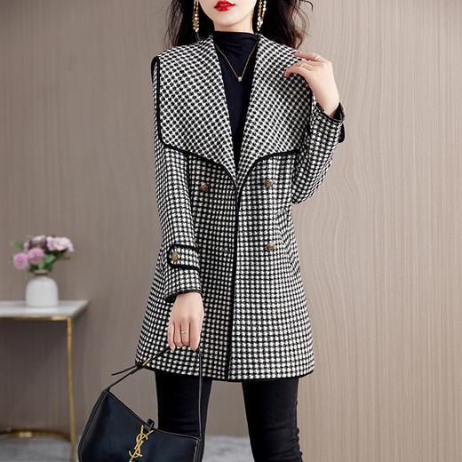HR WXB9109韩版宽松减龄格子拼接时尚外套 商品图0