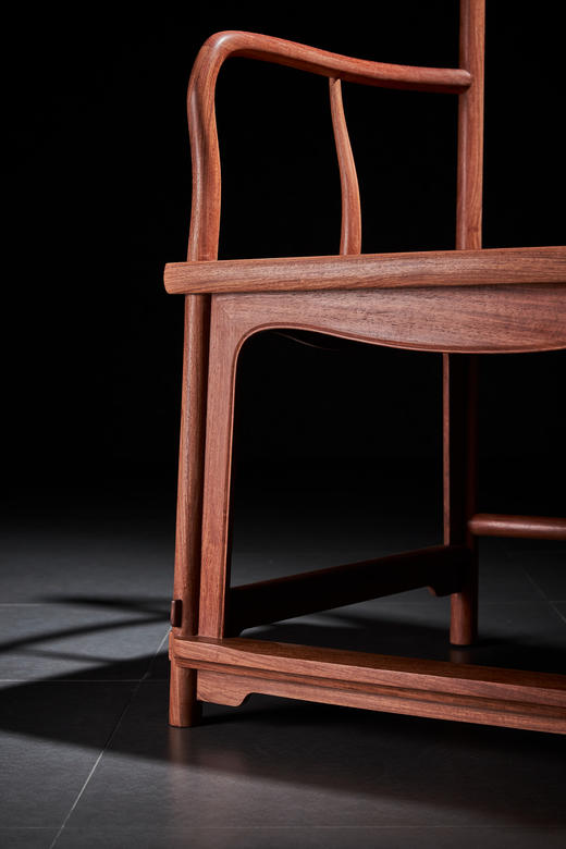 红桥红  家具严选  缅甸花梨（大果紫檀）【王款 大扇形 南官帽椅】 商品图3