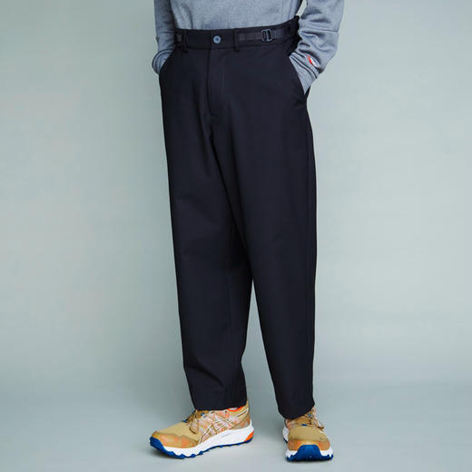 F/CE TRAVELLER TAPERED PANTS 机能面料垂坠抗皱毛呢锥形长裤 商品图0