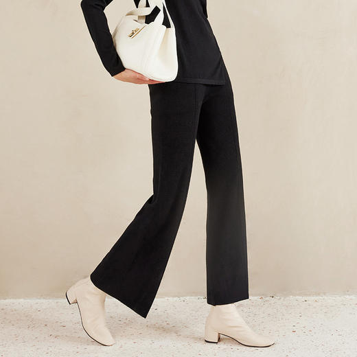 IN AND ON2022秋季新款羊毛针织宽松上衣女高腰显瘦辑线宽腿裤套装 商品图6