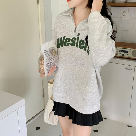 【秋冬暖阳 伴你过冬】2022春秋薄款原宿风卫衣外套女翻领宽松oversize印花拉链套头上衣 商品图4