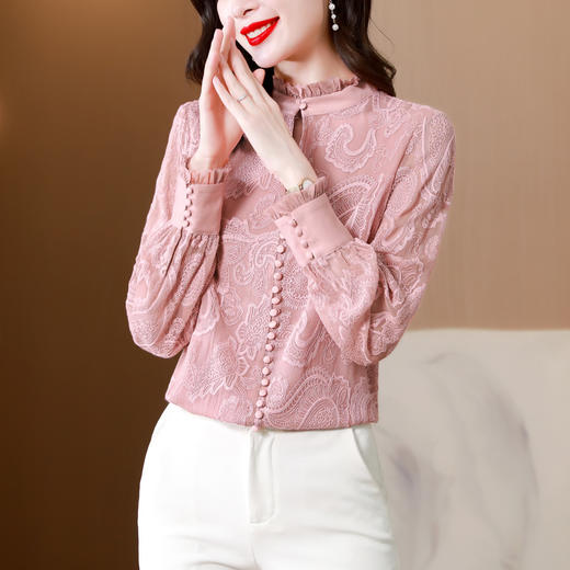 早秋新款，法式甜美粉色木耳领刺绣长袖仿真丝衬衫KQL-3959 商品图2