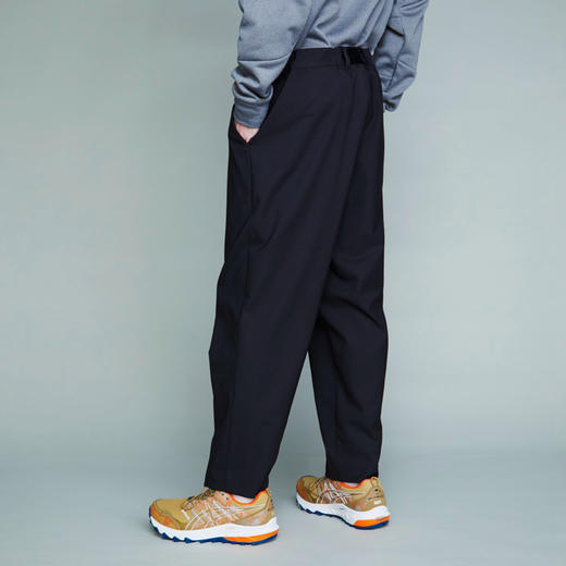 F/CE TRAVELLER TAPERED PANTS 机能面料垂坠抗皱毛呢锥形长裤 商品图1