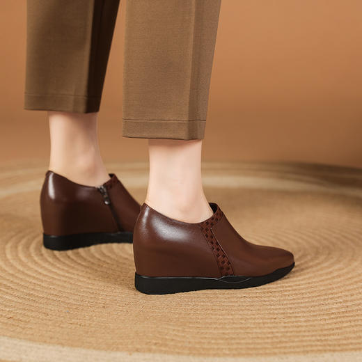 优雅简约，真皮拼接坡跟新款内增高单鞋MYX-k706 商品图3