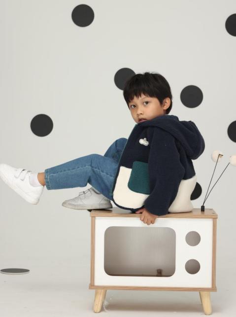 丽婴房-童衣类（秋）F2绒外套 商品图4