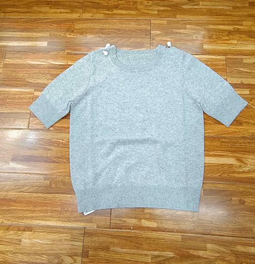 女双肩珍珠长袖H823 商品图0