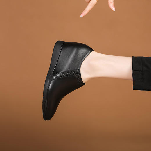 优雅简约，真皮拼接坡跟新款内增高单鞋MYX-k706 商品图10