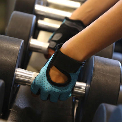 【大鹏专属】健身房运动半指手套哑铃器械单杠锻炼护腕训练 商品图4