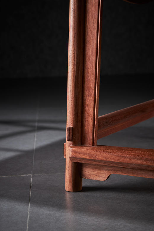 红桥红  家具严选  缅甸花梨（大果紫檀）【王款 大扇形 南官帽椅】 商品图4