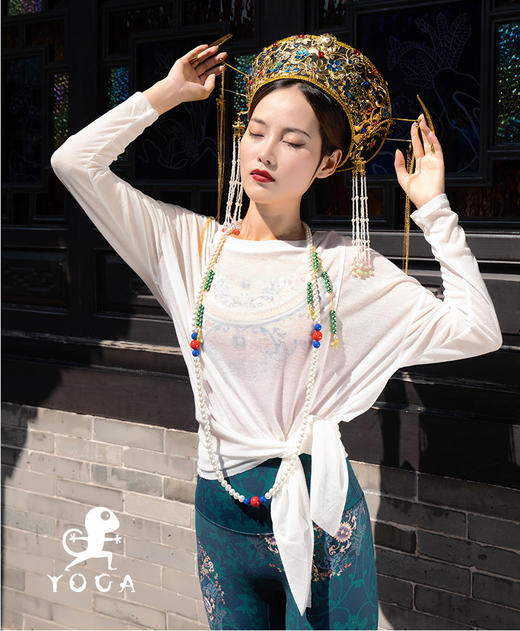 壁虎瑜伽【2209SY201】单侧开叉长袖罩衫（无胸垫）【5天发货】 商品图4