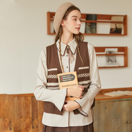 Famecoco范可儿流苏毛衣开衫外套女秋冬款V领羊毛保暖马夹 商品图3