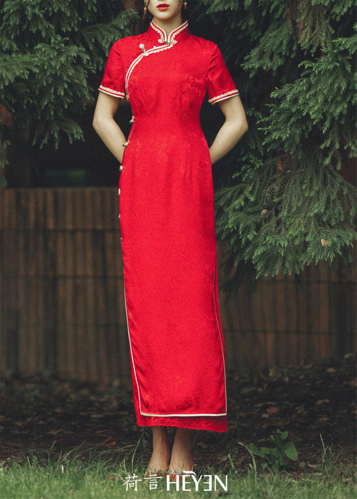 荷言HEYEN 十里红妆【明星同款】重磅真丝缎+真丝罗织面料+复古全真襟手工盘扣设计 商品图4