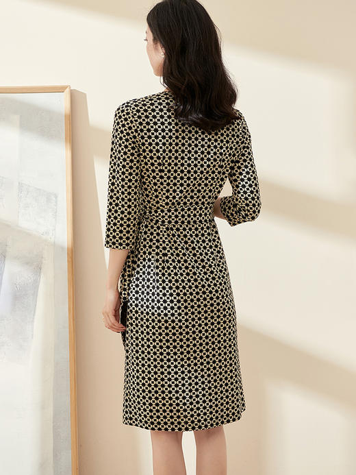 剩S/M 米思阳2025春季新款知性优雅印花裙系带收腰七分袖v领连衣裙0296 商品图3