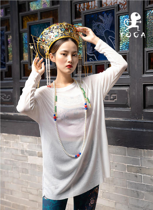 壁虎瑜伽【2209SY201】单侧开叉长袖罩衫（无胸垫）【5天发货】 商品图0