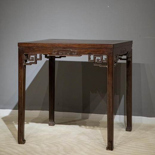 清 红木回纹方桌 商品图4