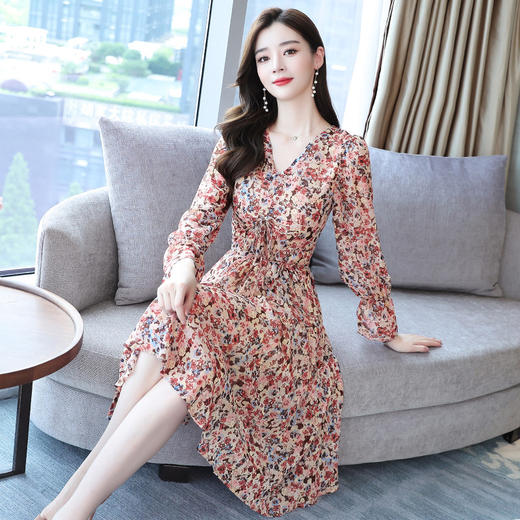 黛唯梵复古碎花裙女2022秋装新款时尚小个子中长款v领桔梗雪纺连衣裙女 商品图1