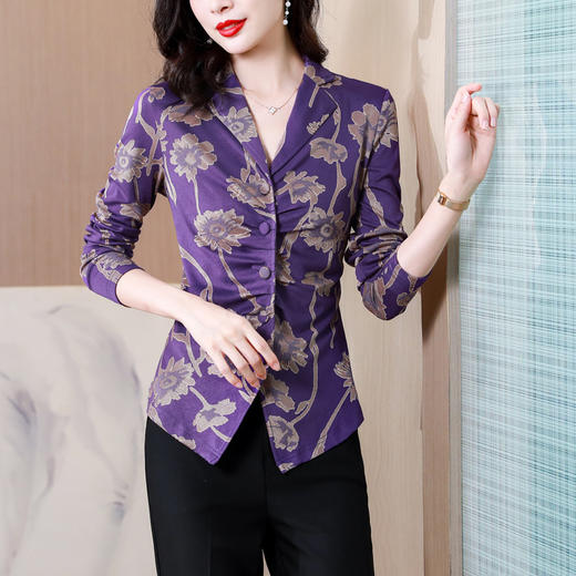 西装领收腰显瘦气质设计感打底衫 KQL-B43N8216 商品图3