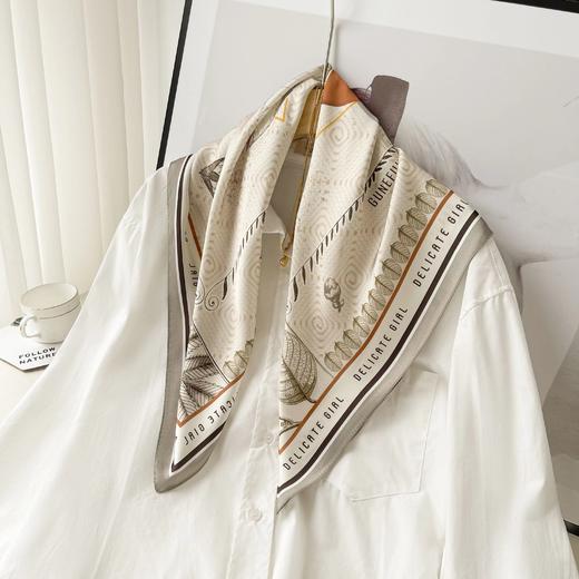 【限时折扣】真丝百搭简约方巾  68*68cm 商品图6