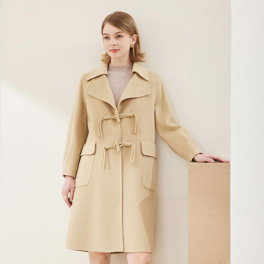 MH9C5斯尔丽瑟俪2022年冬上新商场同款俏皮时尚松树领牛角扣后开叉大衣 商品图1