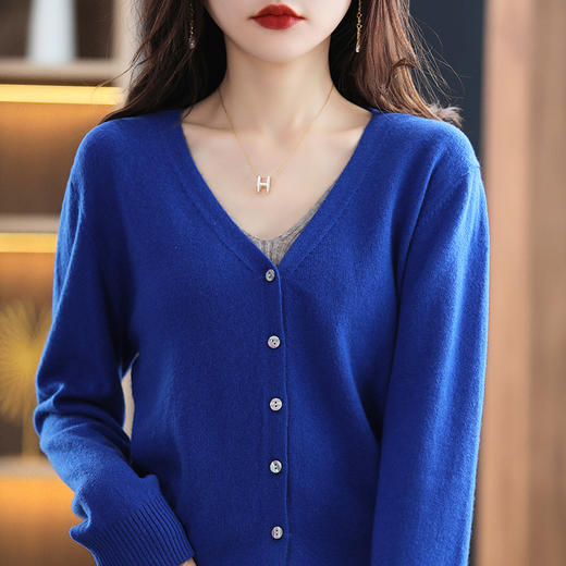 V领薄款针织打底开衫宽松外套 商品图6